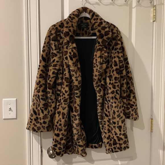 Love Tree Jackets & Blazers - Gorgeous leopard print coat